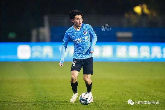 男生和老师一起差差差的游戏